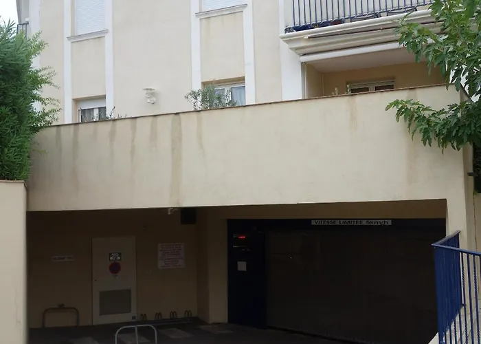 Appartement - 3 Bedroom Apartment, Air Conditioned, Outdoor Terrace, Swimming Pool *